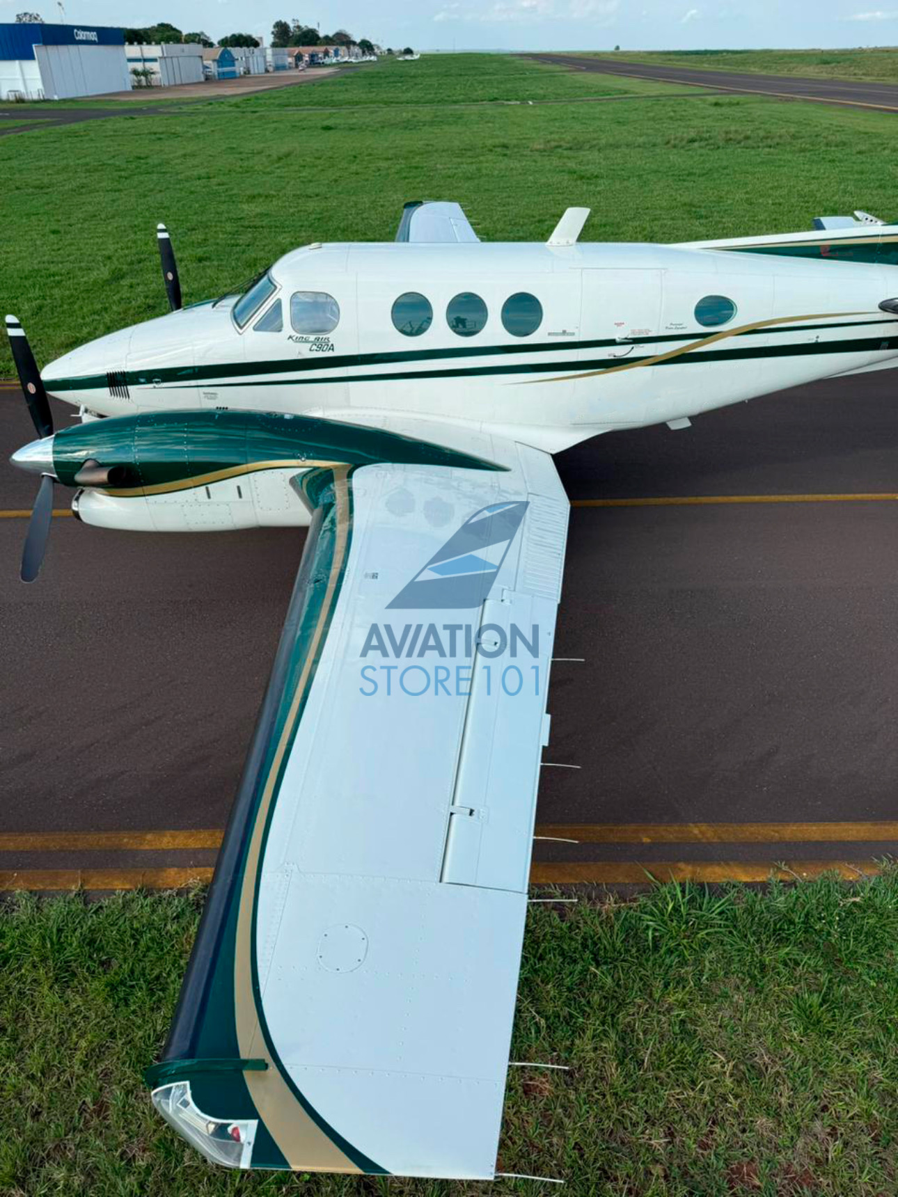 Beechcraft King Air C90 Blackhawk – Ano 1988 à Venda