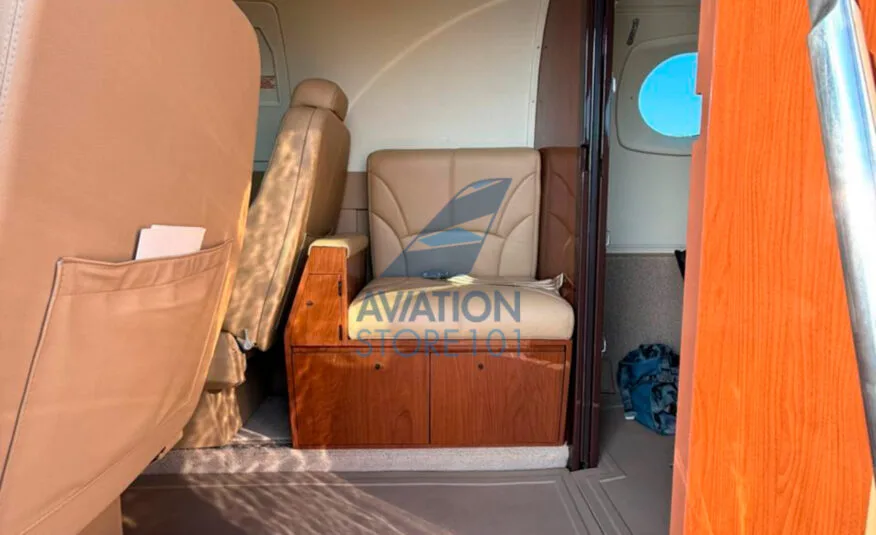 Beechcraft King Air C90 Blackhawk – Year 1988, photo 13