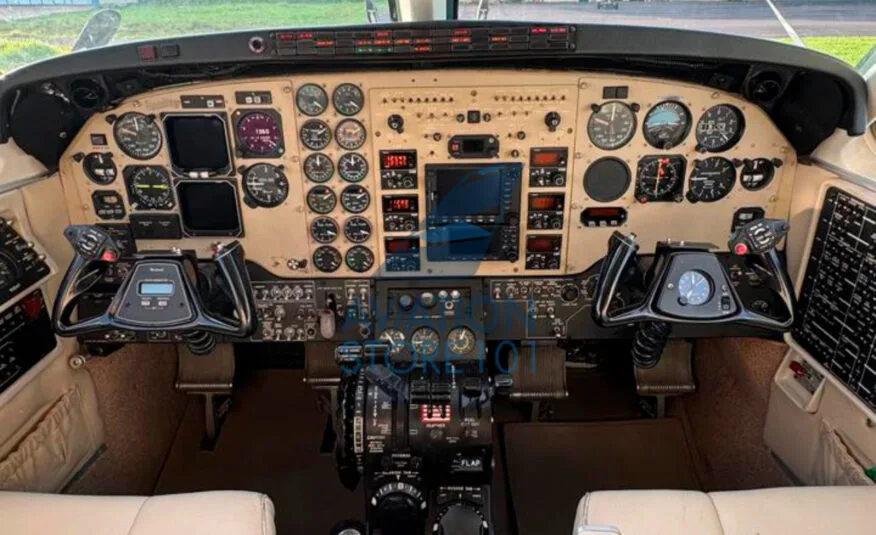 Beechcraft King Air C90B – Year 2002, photo 18
