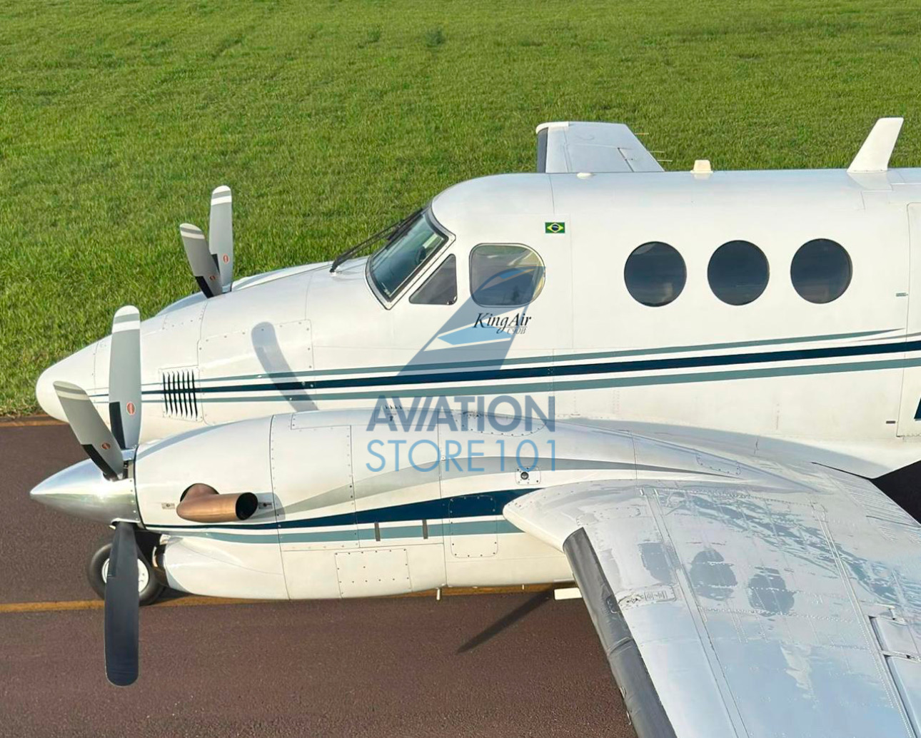 Beechcraft King Air C90B – Ano 2002 à Venda