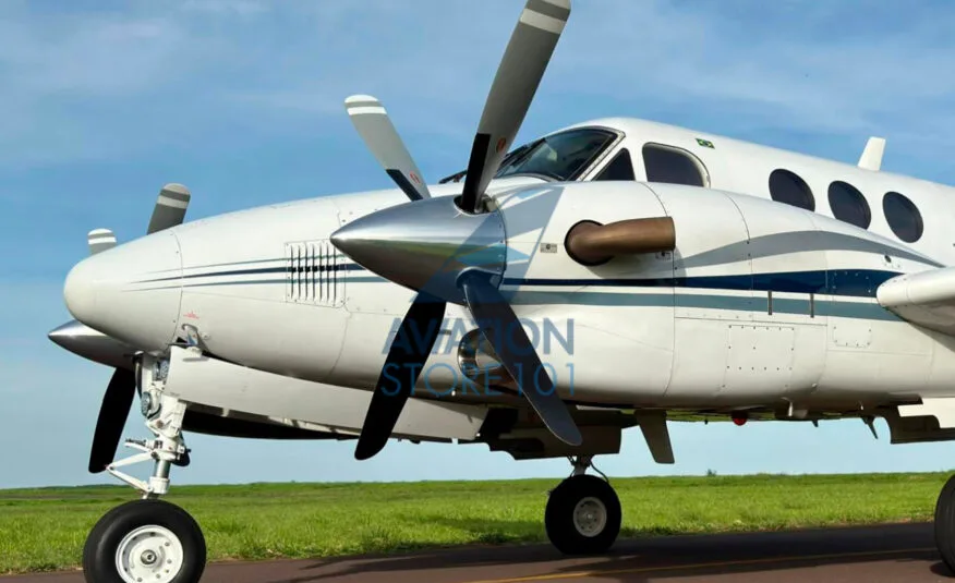 Beechcraft King Air C90B – Year 2002, photo 2