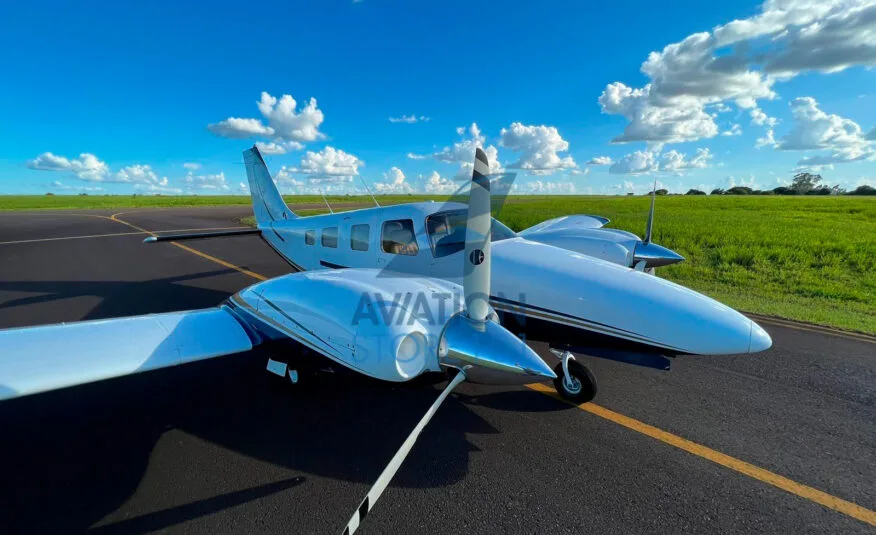 Piper Seneca V PA-34-220T – Year 1999, photo 1