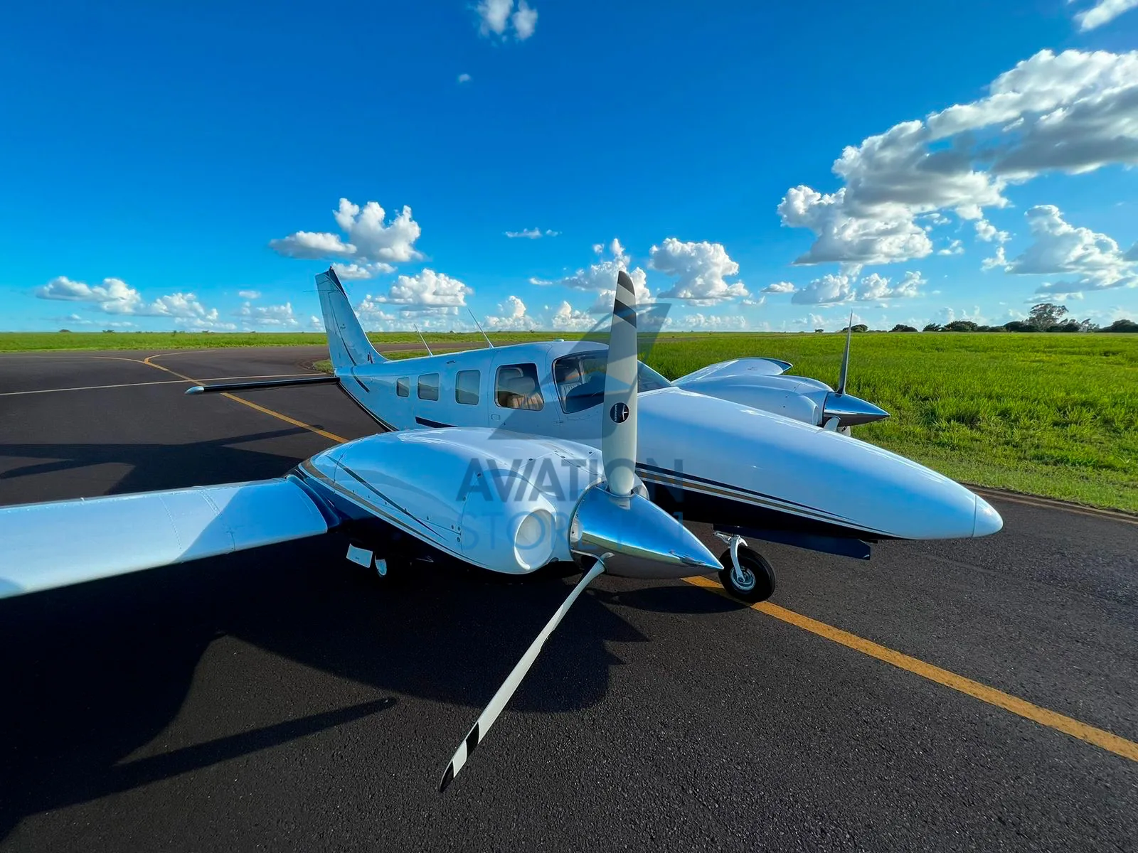 Avião Piper Seneca V PA-34-220T – Ano 1999 à Venda