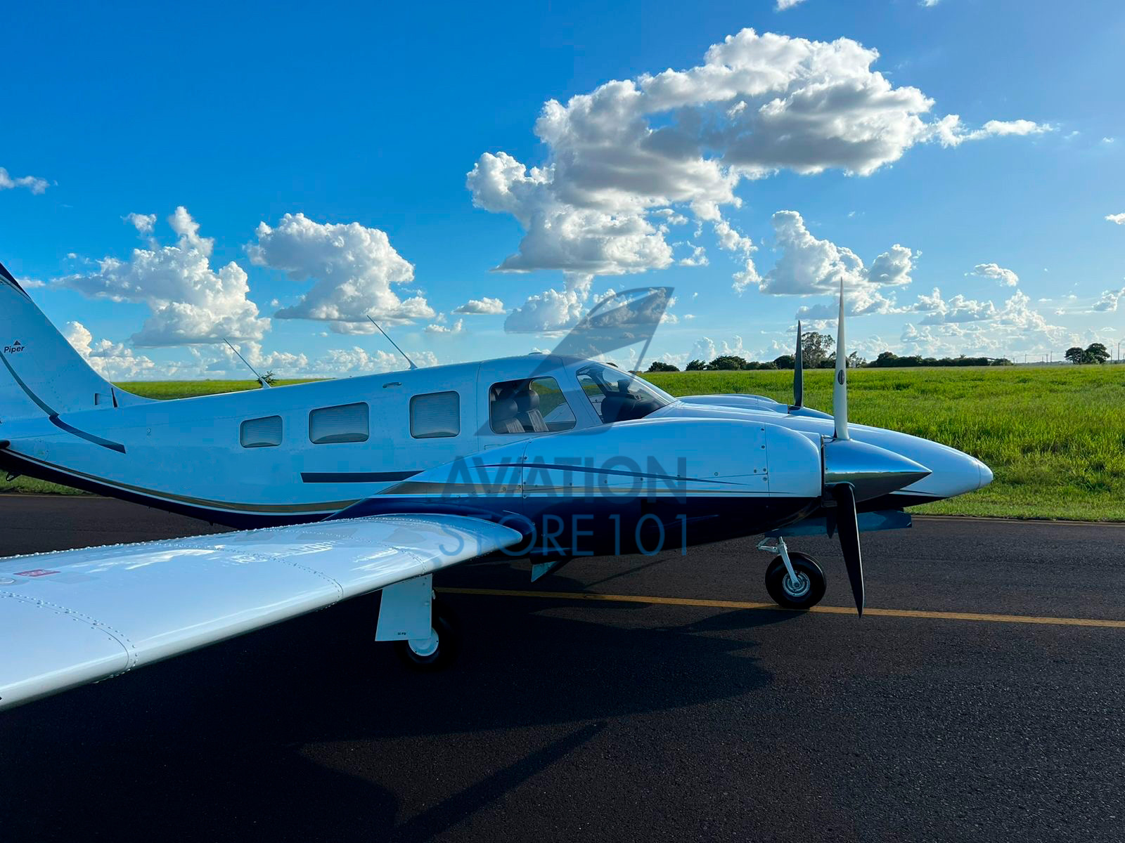 Avião Piper Seneca V PA-34-220T – Ano 1999 à Venda