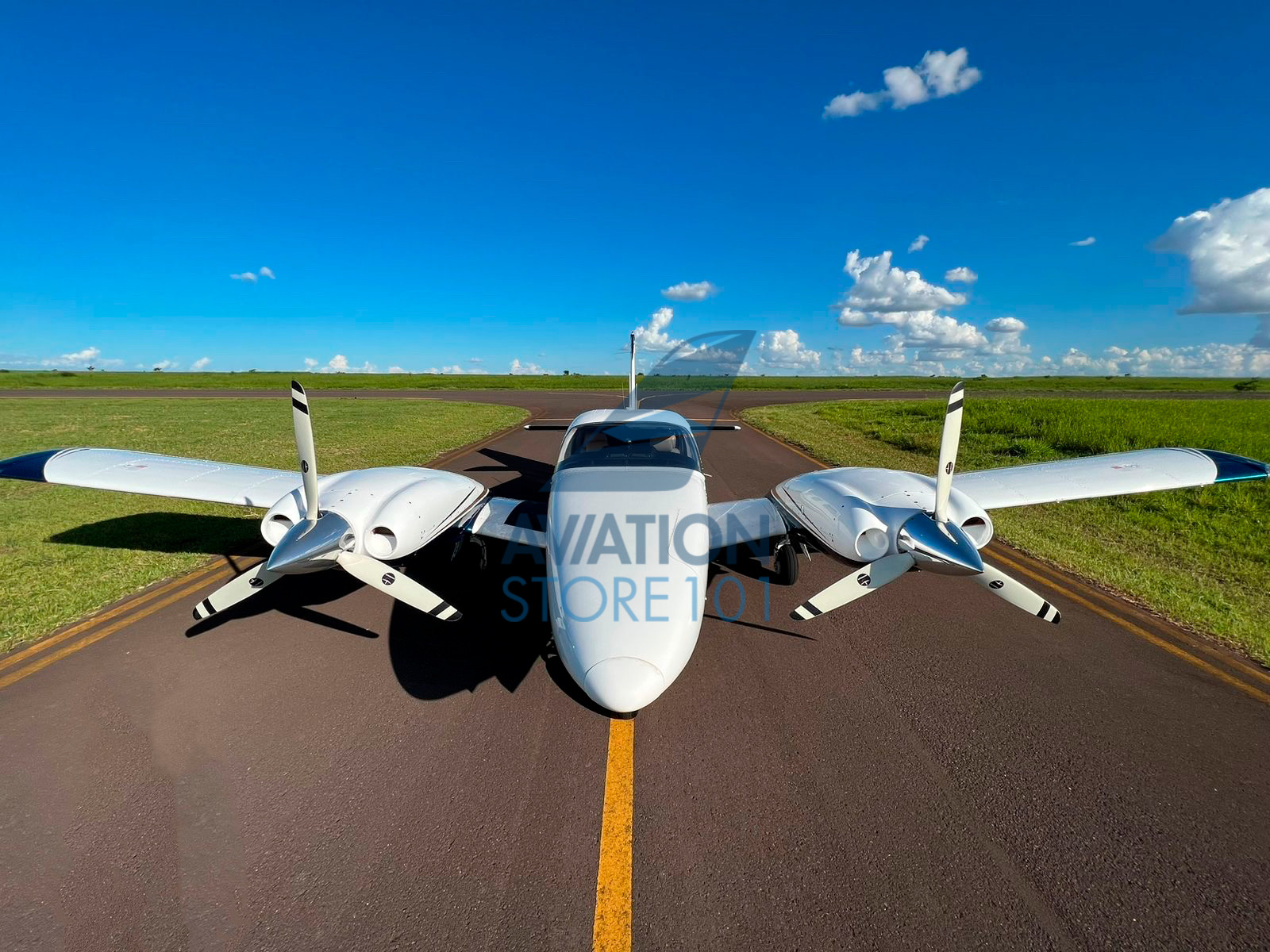 Avião Piper Seneca V PA-34-220T – Ano 1999 à Venda