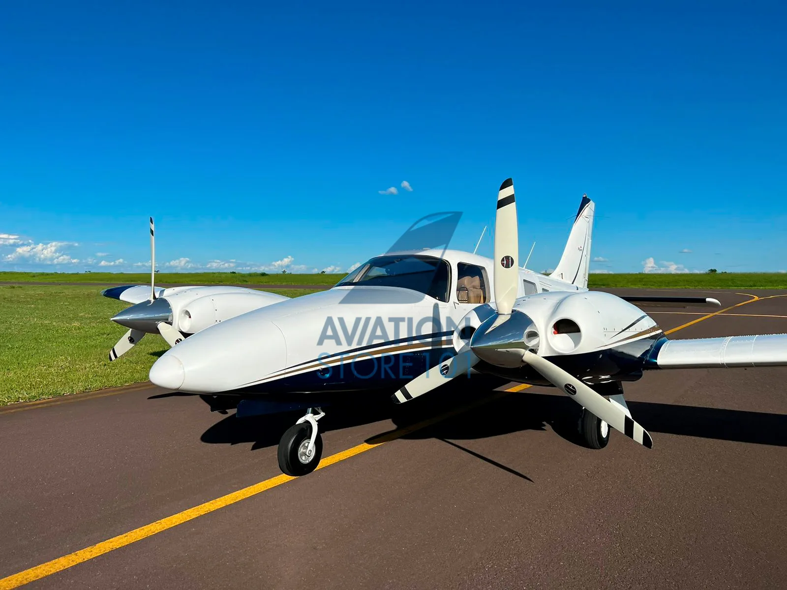 Avião Piper Seneca V PA-34-220T – Ano 1999 à Venda