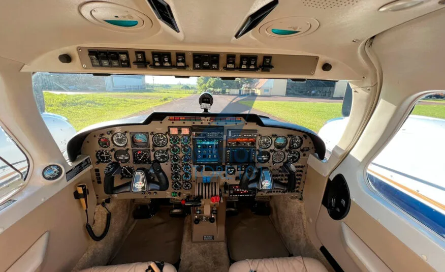 Piper Seneca V PA-34-220T – Year 1999, photo 26