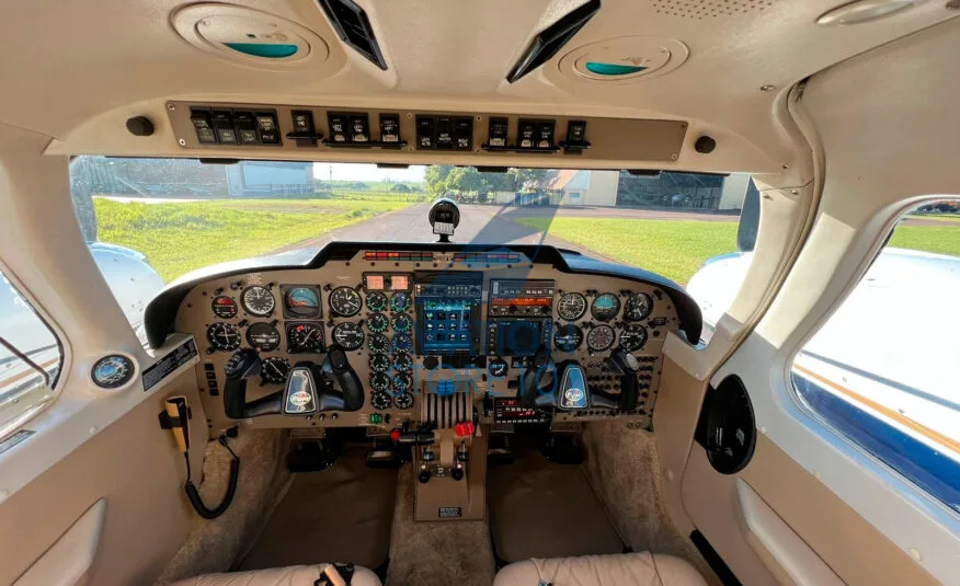 Piper Seneca V PA-34-220T – Year 1999, photo 27