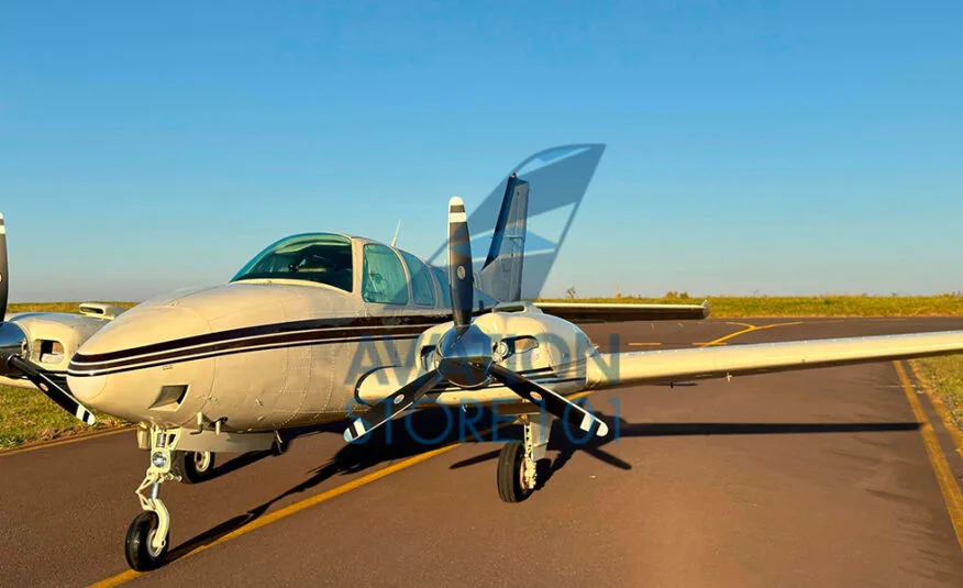 Beechcraft Baron B58 – Year 1984 – 2,600 H.T., photo 1