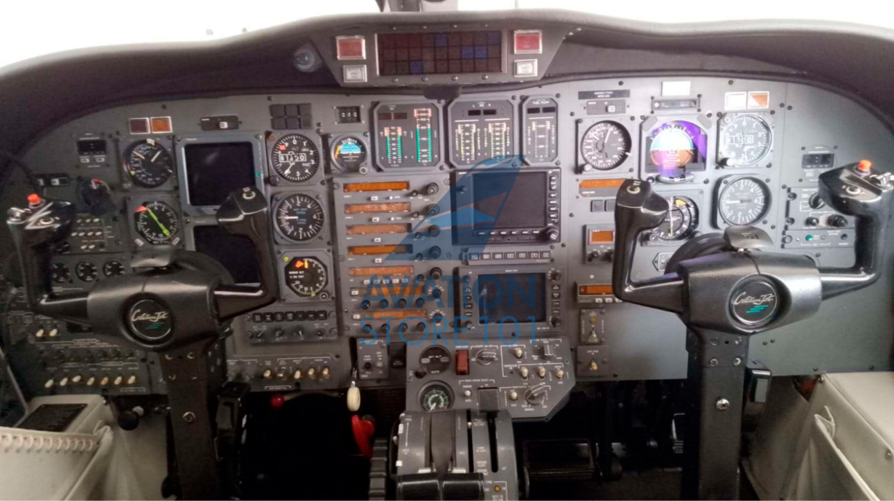 Avião Cessna Citation Jet 525 – Ano 1998 – 5.904 H.T.