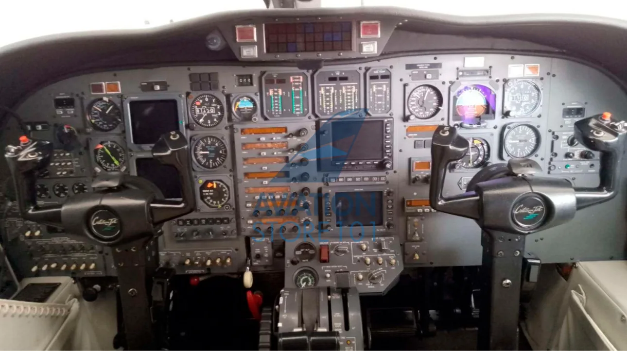 Avião Cessna Citation Jet 525 – Ano 1998 – 5.904 H.T.