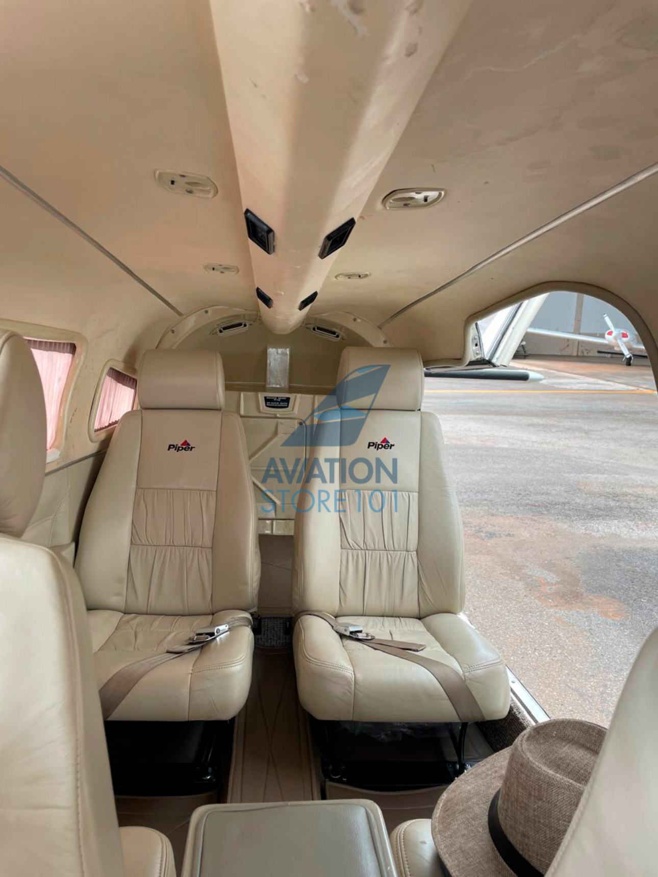 Piper Saratoga PA-32R-301 – Ano 1982 à Venda