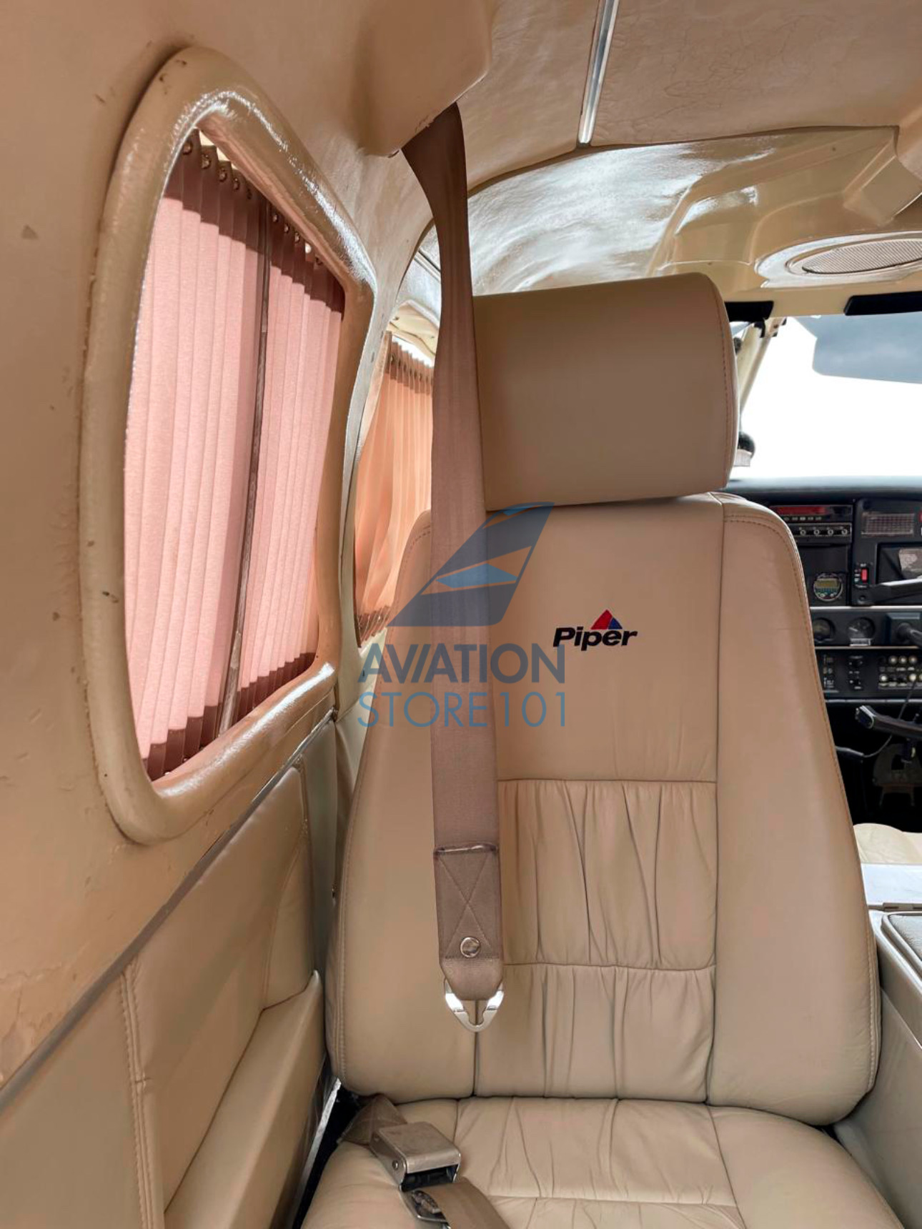 Piper Saratoga PA-32R-301 – Ano 1982 à Venda