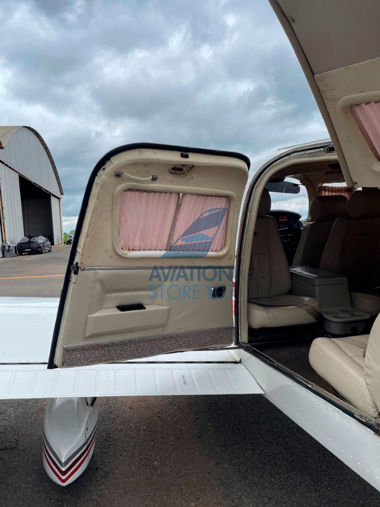 Piper Saratoga PA-32R-301 – Ano 1982 à Venda