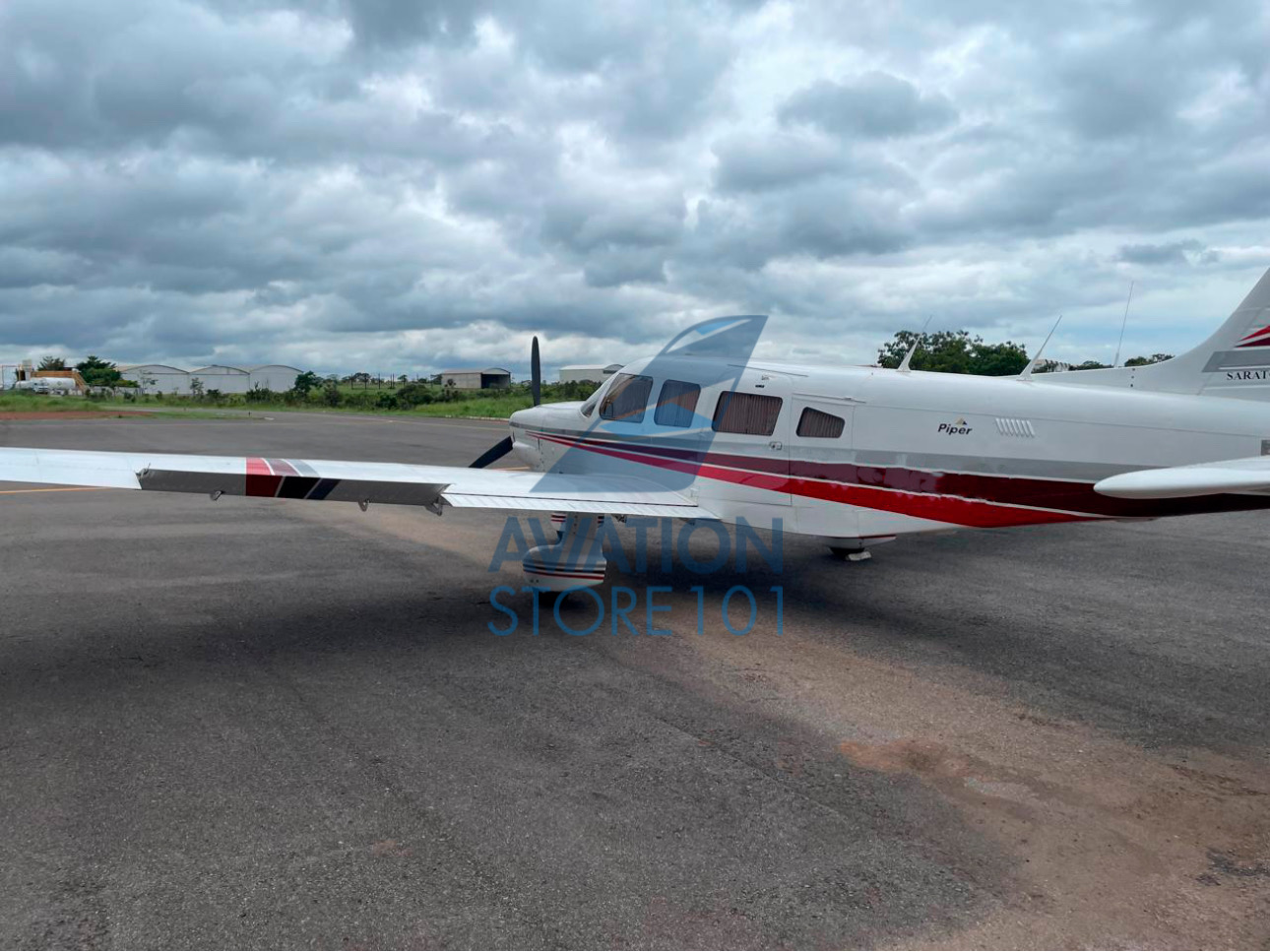 Piper Saratoga PA-32R-301 – Ano 1982 à Venda