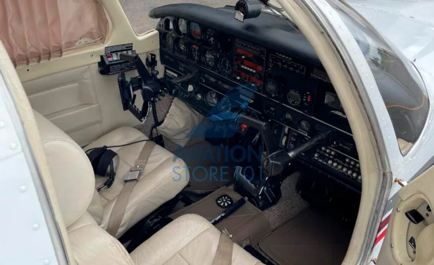 Piper Saratoga PA-32R-301 – Year 1982, photo 16