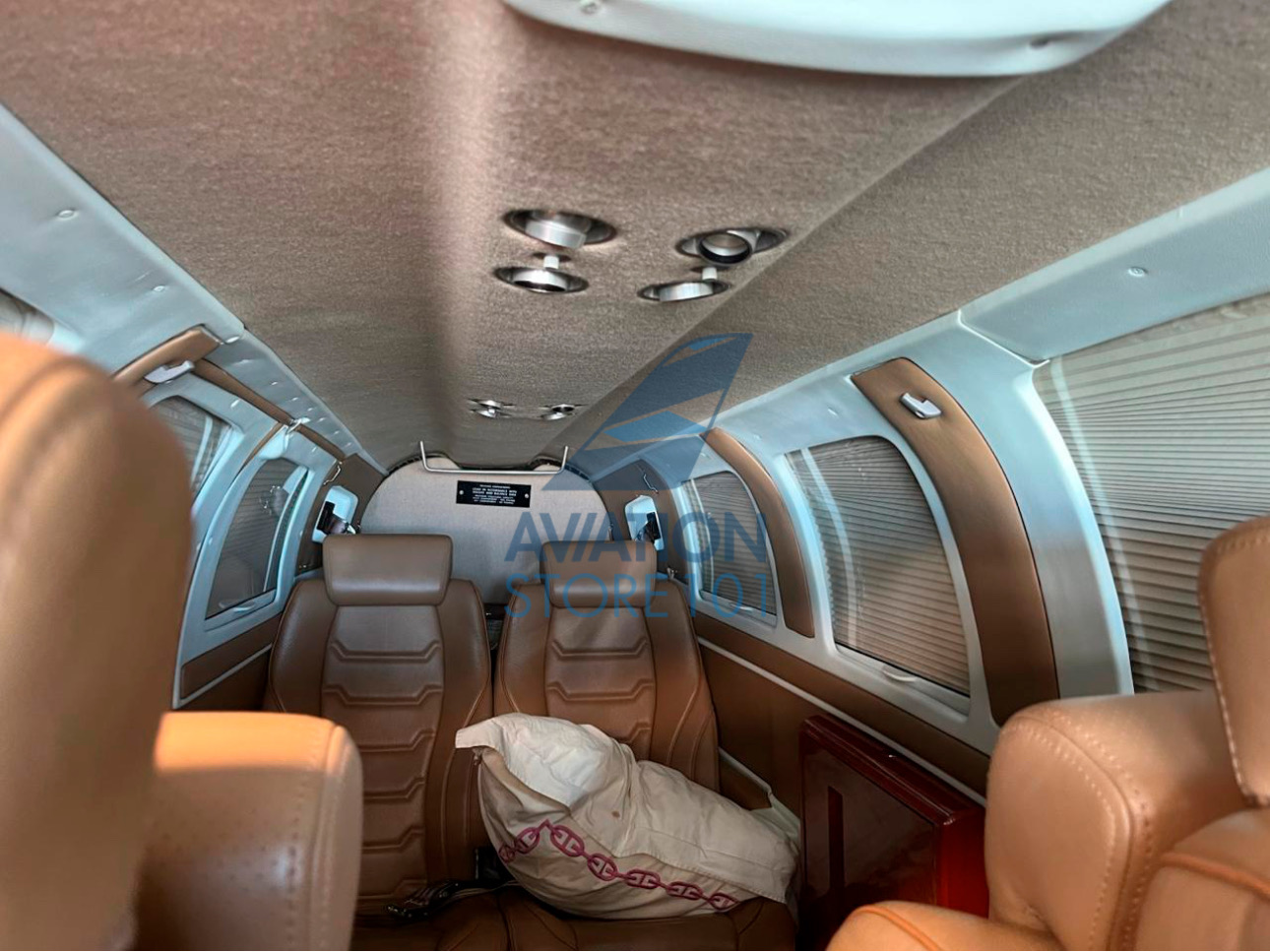 Avião Beechcraft Baron 58 – Ano 1998 – 3.300 H.T.