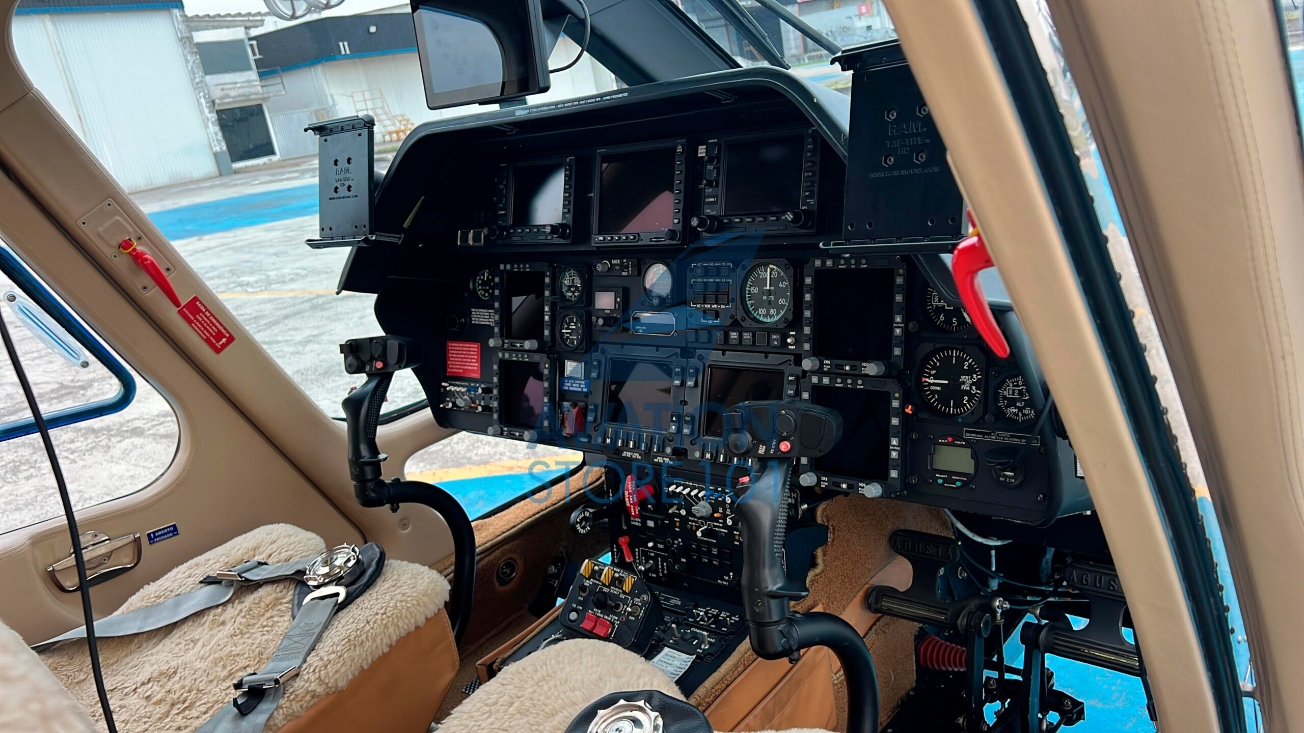 Agusta A109S Grand – Ano 2007 – 2.752 H.T.