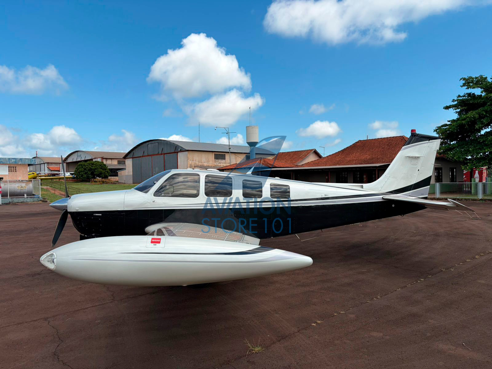 Avião Beechcraft Bonanza G36 – Ano 2009 – 1.728 H.T.