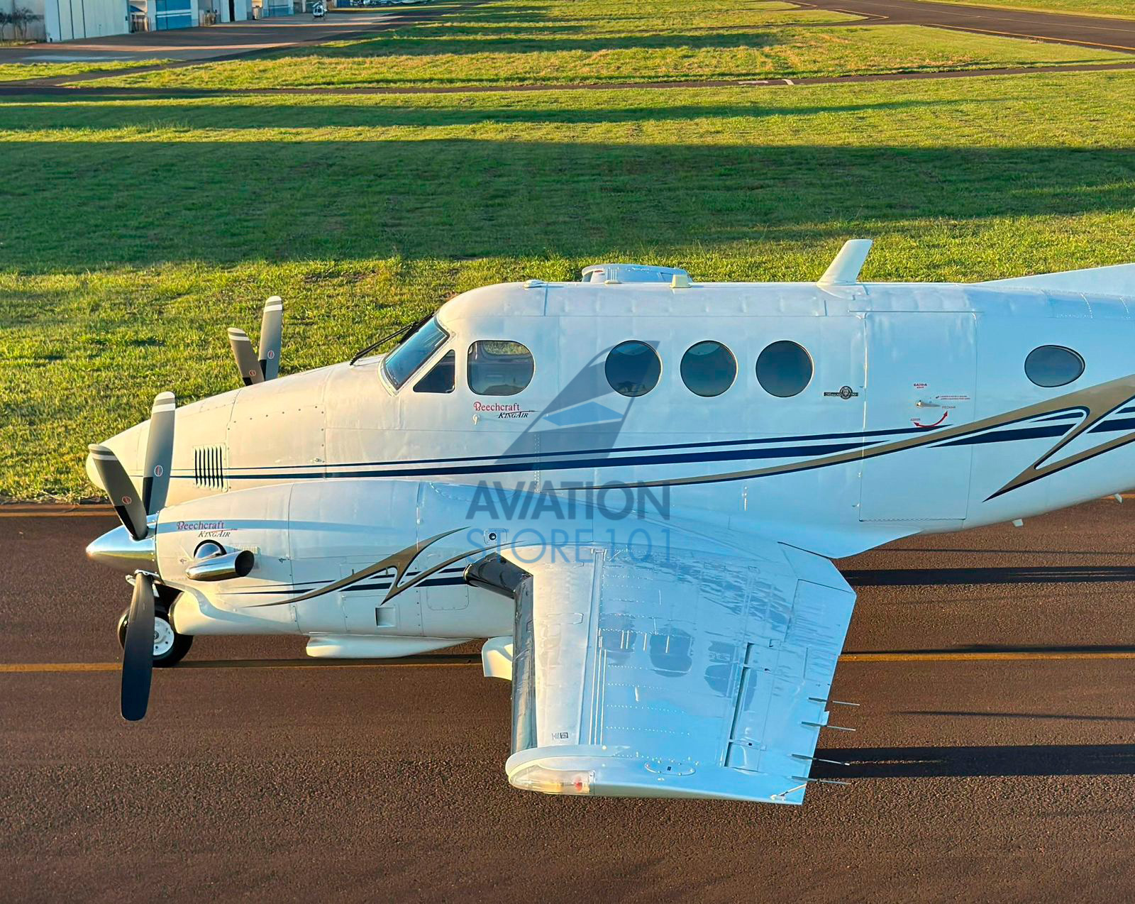 Beechcraft King Air F90 – Ano 1982 à Venda