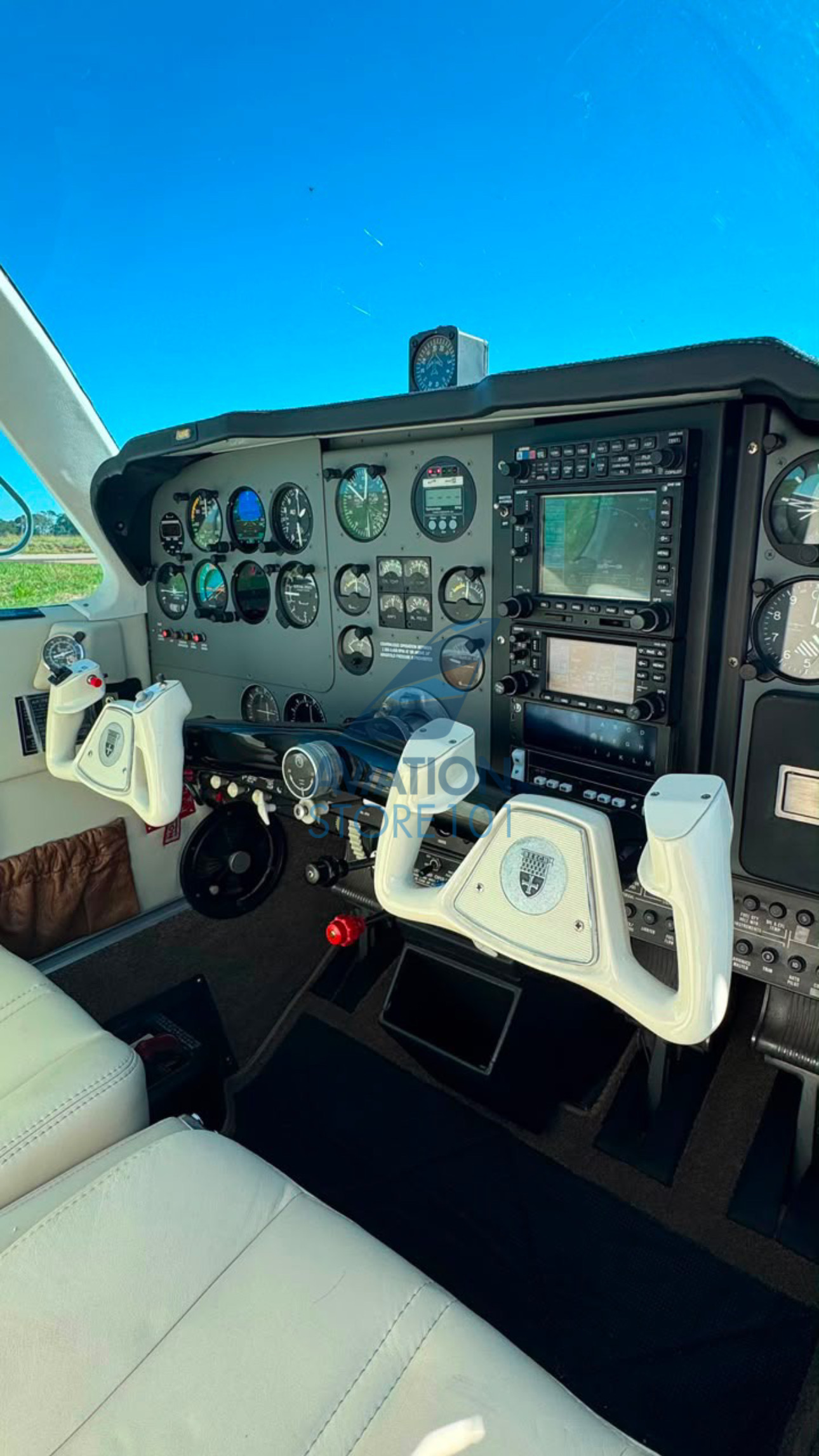 Beechcraft Bonanza F33A – Ano 1993 à Venda