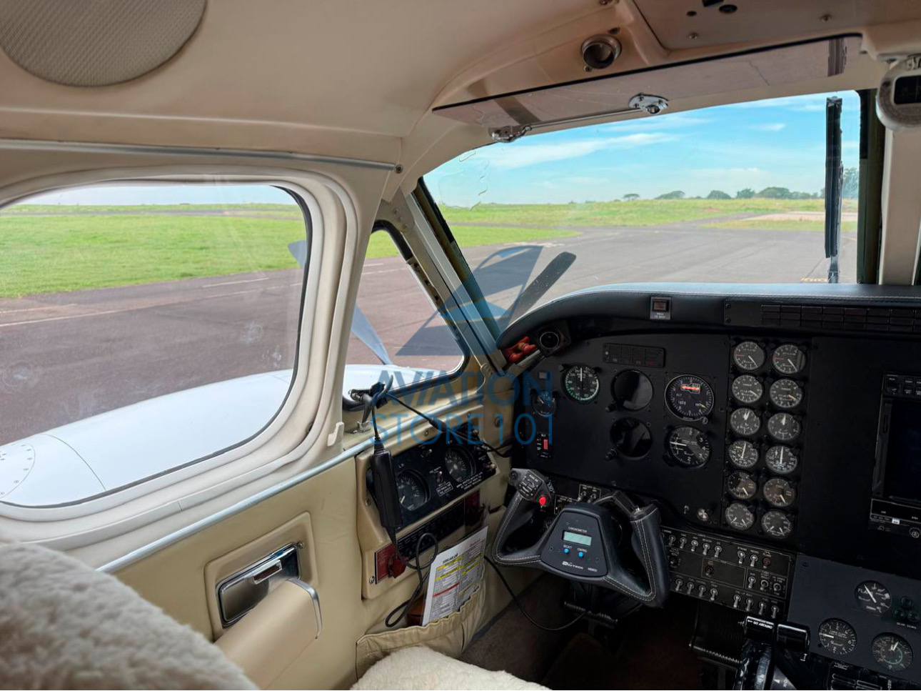 Beechcraft King Air C90 – Ano 1981 à Venda