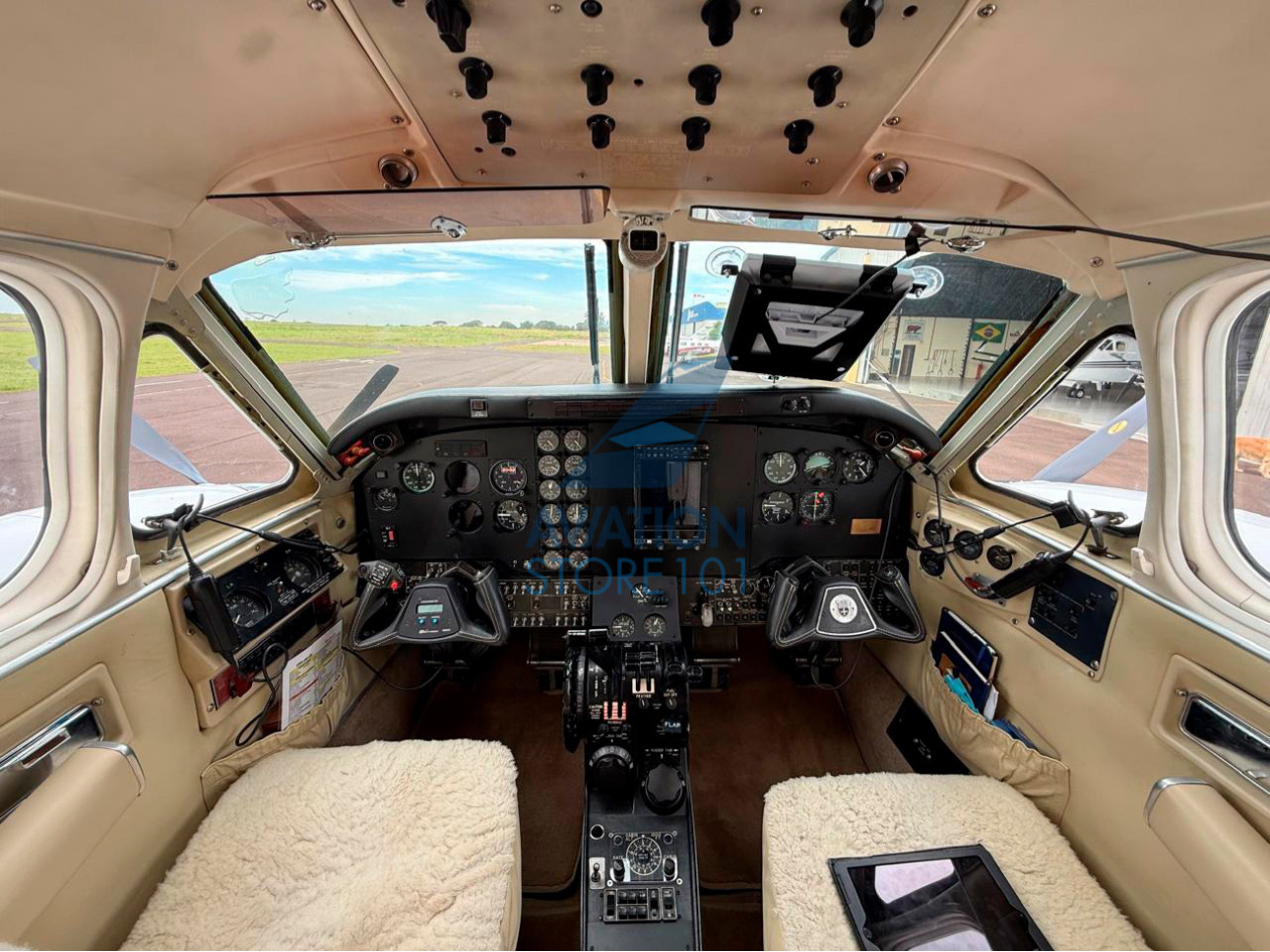 Beechcraft King Air C90 – Ano 1981 à Venda
