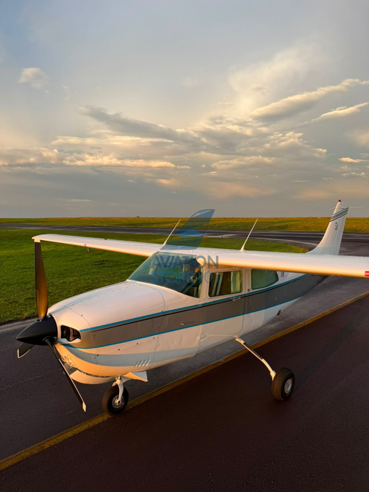 Avião Cessna 210N – Ano 1984 à Venda