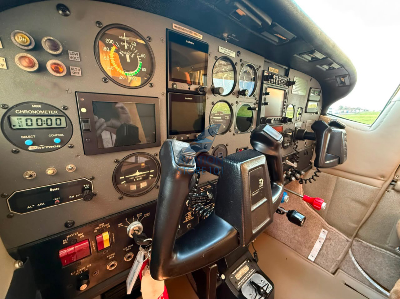 Avião Cessna 210N – Ano 1984 à Venda