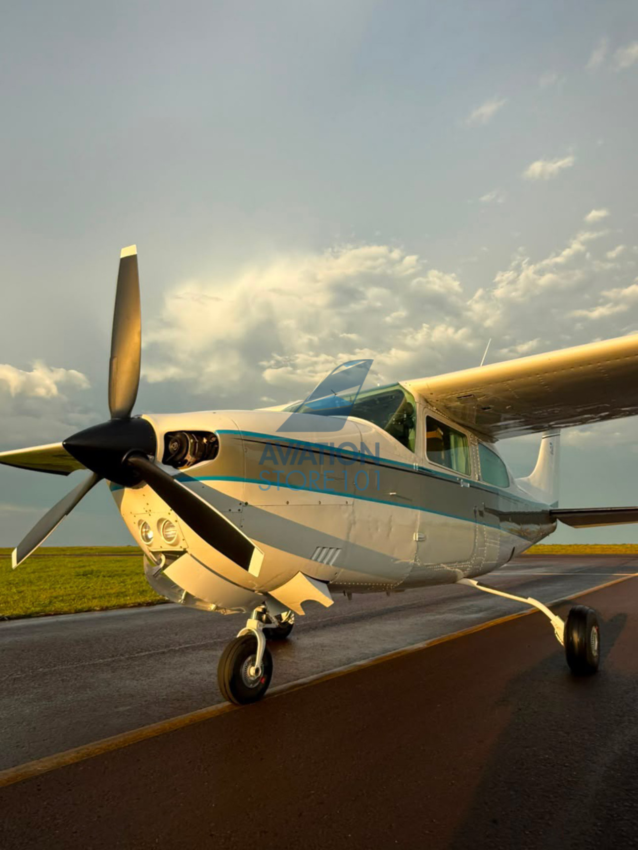 Avião Cessna 210N – Ano 1984 à Venda