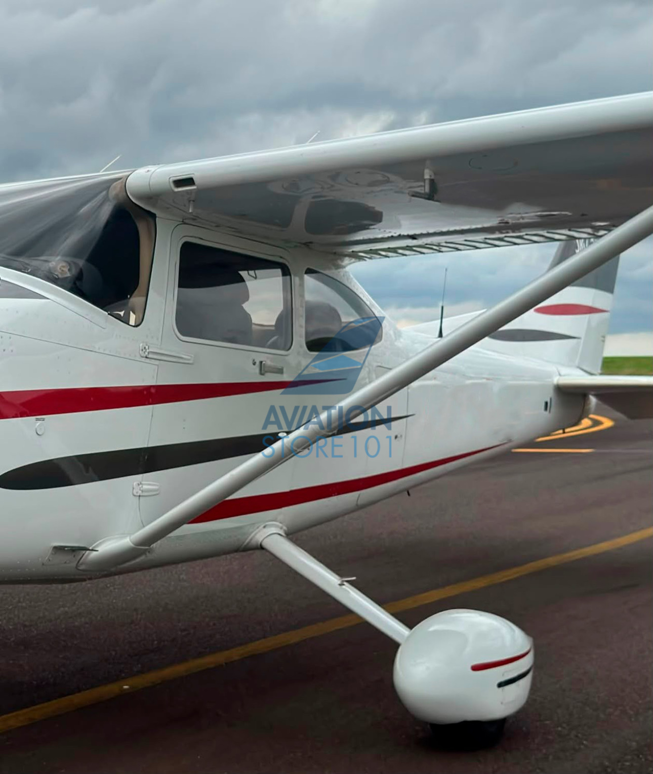 Cessna 182 Skylane – Ano 2003 – 2.300 H.T.